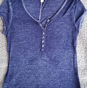 Old Navy short sleeve "burnout" material